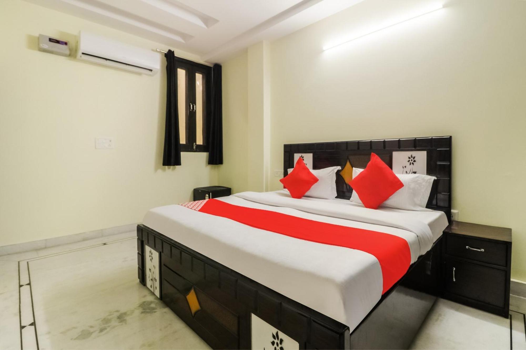 Golden Bridge Hotel Ню Делхи Екстериор снимка